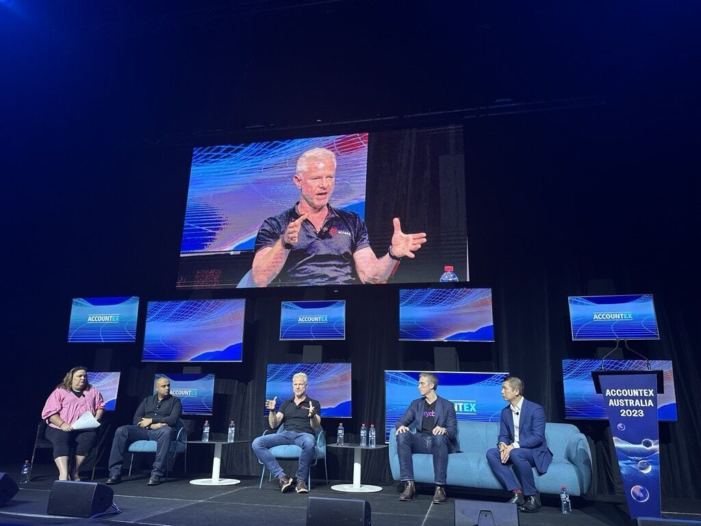 David Francis speaking on a panel on the main stage at Accountex Australia 2023